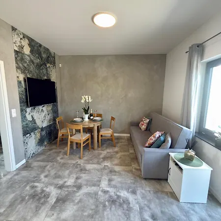 Domki, U Adama I Ewy Kamyczkowa Appartement *